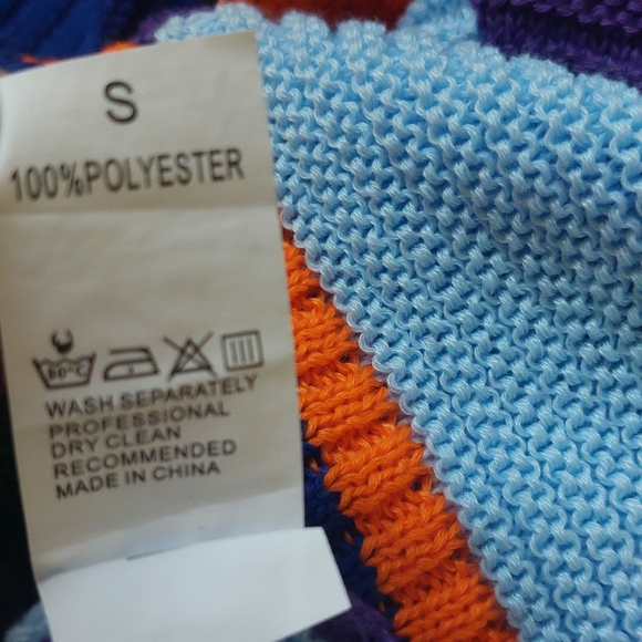 NWNT Women's Multicolor Knit Top Size Small. - Picture 5 of 9